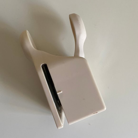 Martha Stewart Anchor Paper Punch - Picture 8 of 9